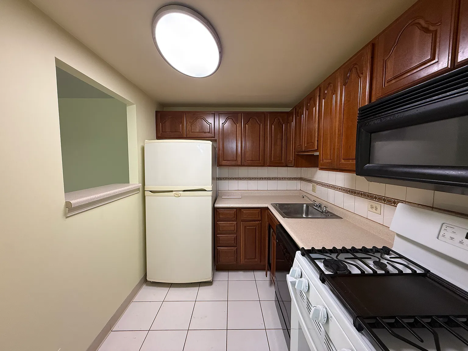 1 bed, 700 sqft, $1,650 — Photo 4