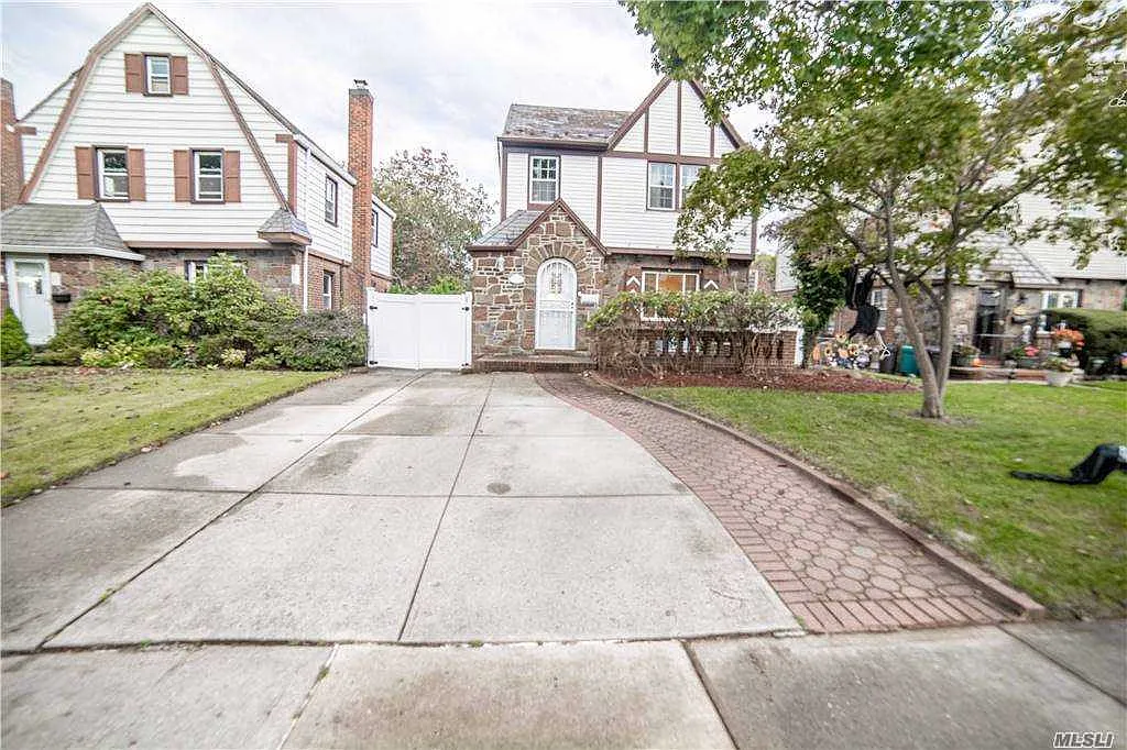 24806 87th Ave photo 1