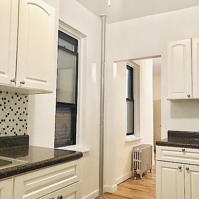 Rented by Compass | media 14