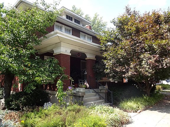 4th image of 109 N Walnut St