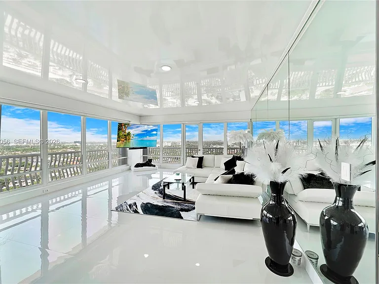 4020 Galt Ocean Dr #1801 — Photo 12