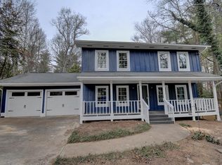 105 Scarlet Dr, Fletcher, NC 28732