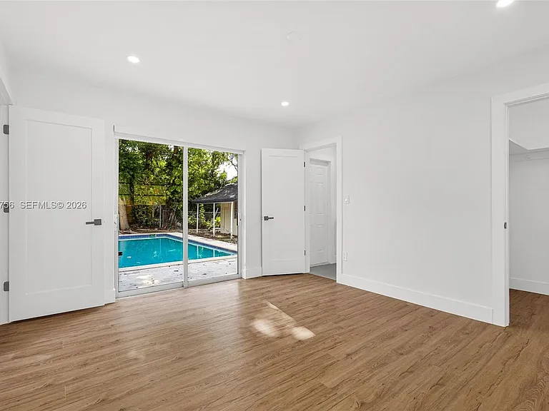 8201 SW 42nd St — Photo 33