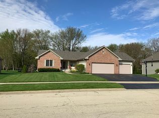 2907 Blue Oats Dr, Rockford, IL 61102