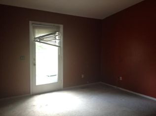 12753 Frisco Cemetery Rd, Lowell, AR 72745