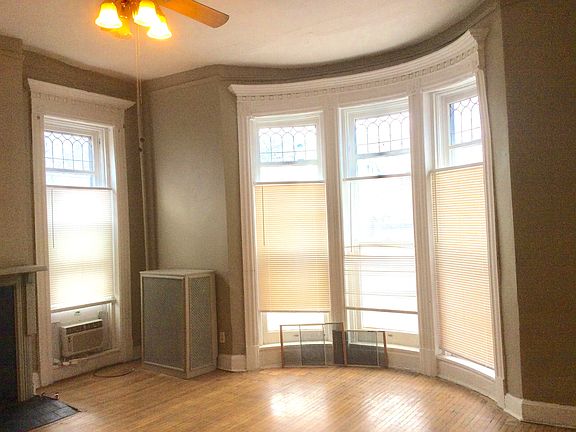 2nd image of 121 E 36th St APT 1