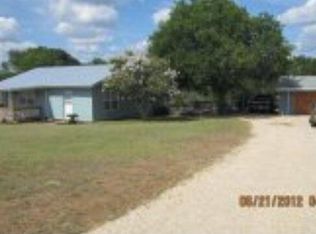 558 E Clark Dr, Canyon Lake, TX 78133
