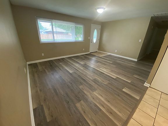 3rd image of 5679 Tibet Dr
