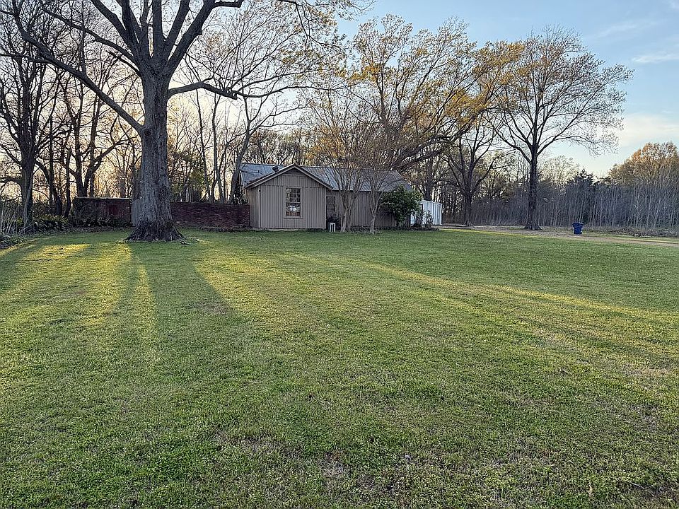 1st image of 123 Hodges Rd