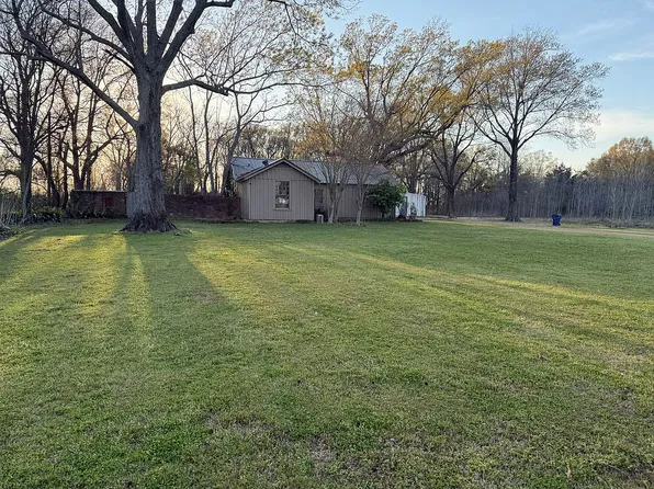 123 Hodges Rd, Indianola, MS 38751