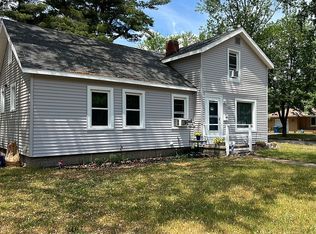 863 Stevens St, Muskegon, MI 49442