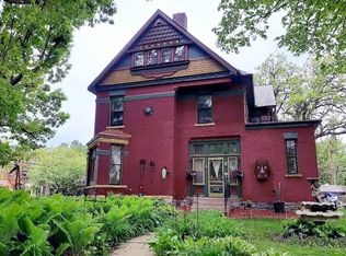 395 Hall Ave, Saint Paul, MN 55107