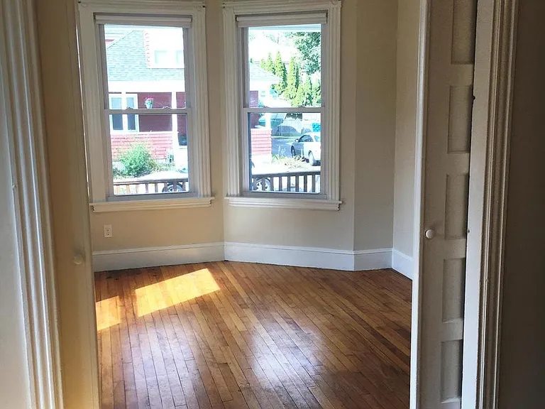 25 Bolton St #1 — Photo 5