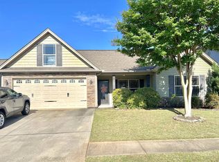 318 Hayfield Ct, Boiling Springs, SC 29316