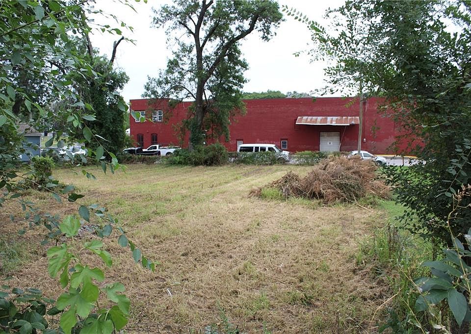 2nd image of 1512 Lake Ave