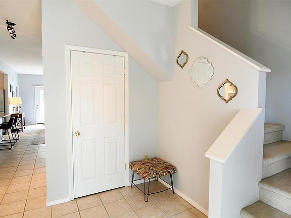 5th image of 7174 Wellington Ct