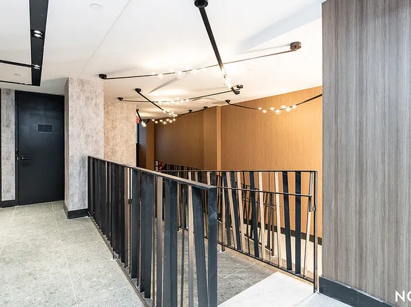 31-61 Vernon Boulevard image 26 of 72