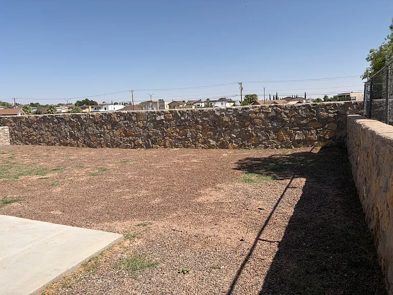 12577 Carlos Bombach Ave — Photo 31