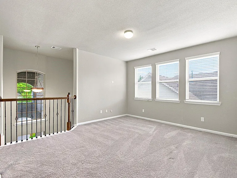 16875 Olympic National Dr — Photo 22