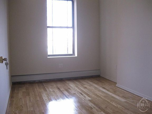 3rd image of 1469 Saint Marks Ave APT 3