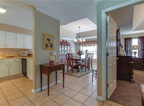 4th image of 2133 River Chase Dr