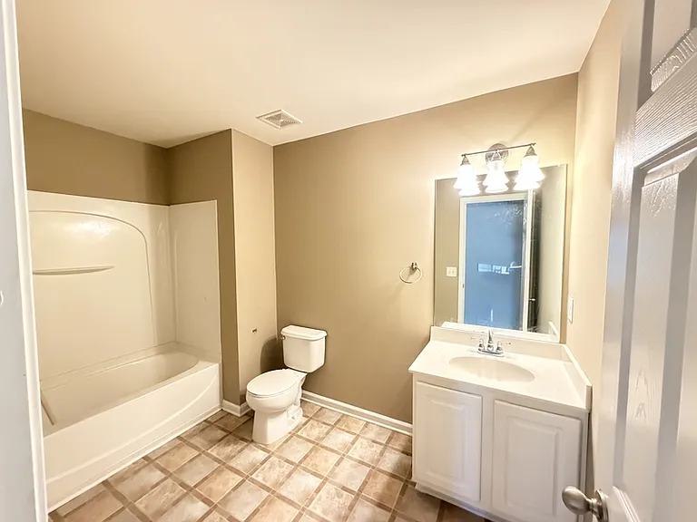 3329 Fernview Dr — Photo 8