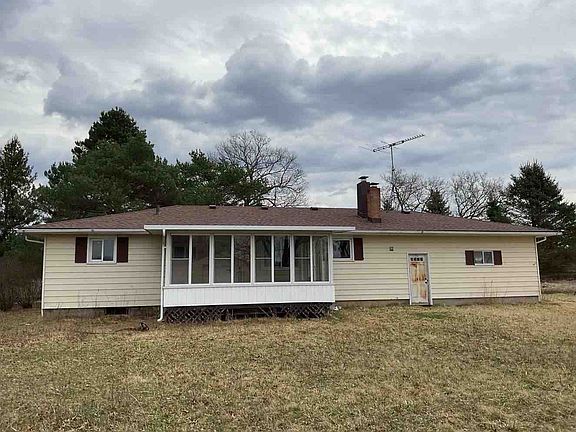 4th image of 77811 Andrews Rd