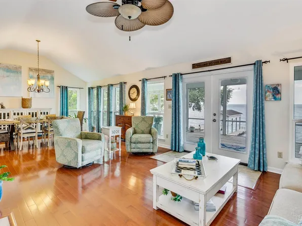 1253 La Paz St, Pensacola, FL 32506