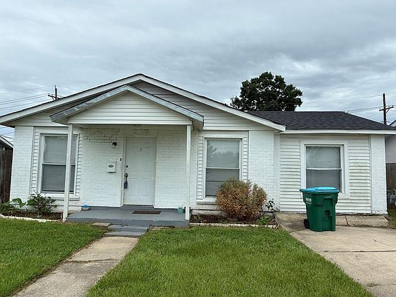 2nd image of 216 Georgetown Dr