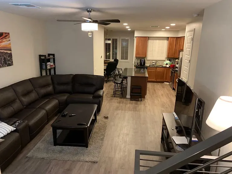 2090 S Dorsey Ln #1011 — Photo 11