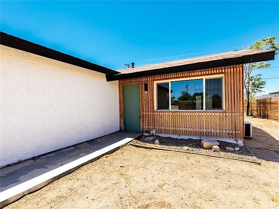 4th image of 62044 Valley View Cir