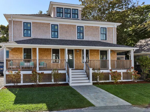 18 Bangs Street #2, Provincetown, MA 02657