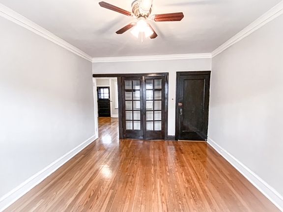 5th image of 4432 N Seeley Ave #3