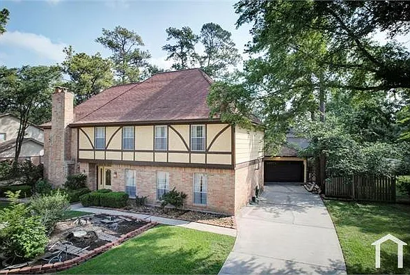 6 bed, 3180 sqft, $3,000 — Photo 2