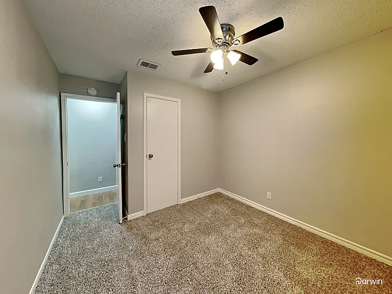 328 Teakwood Ln — Photo 15
