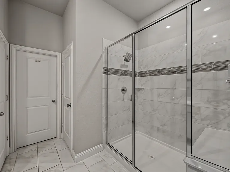 7513 Sunset Blvd — Photo 34