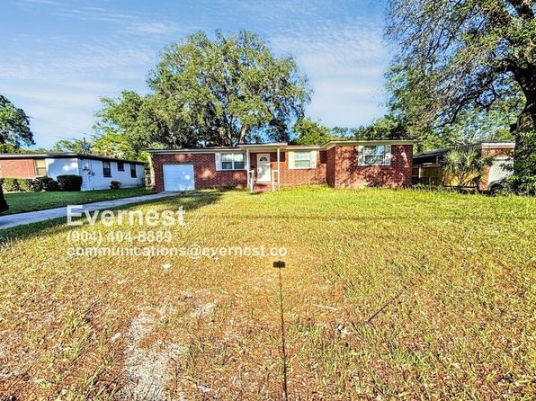 2527 Blueberry Ln