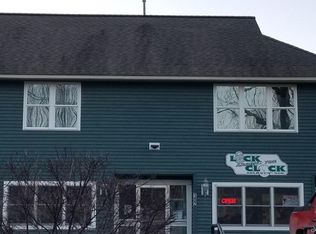 8 Sloop Hill Rd, New Windsor, NY 12553