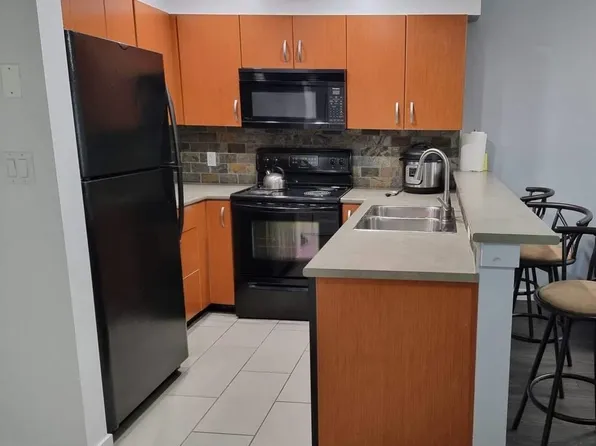 20750 Duncan Way #211, Langley, BC V3A 9J6
