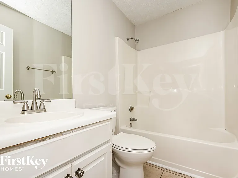 319 Hills Point Rd — Photo 17