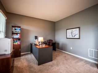 206 Stonecrest Ct, Gibsonia, PA 15044