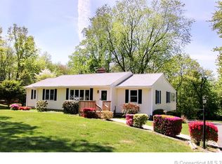 302 Forest Rd, Milford, CT 06461