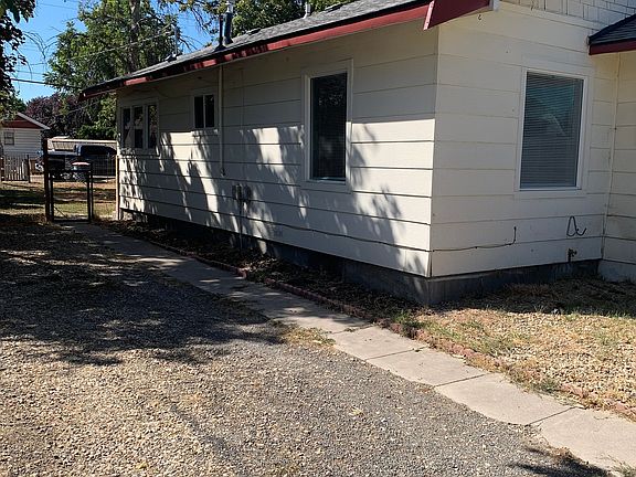 3rd image of 421 Ash St