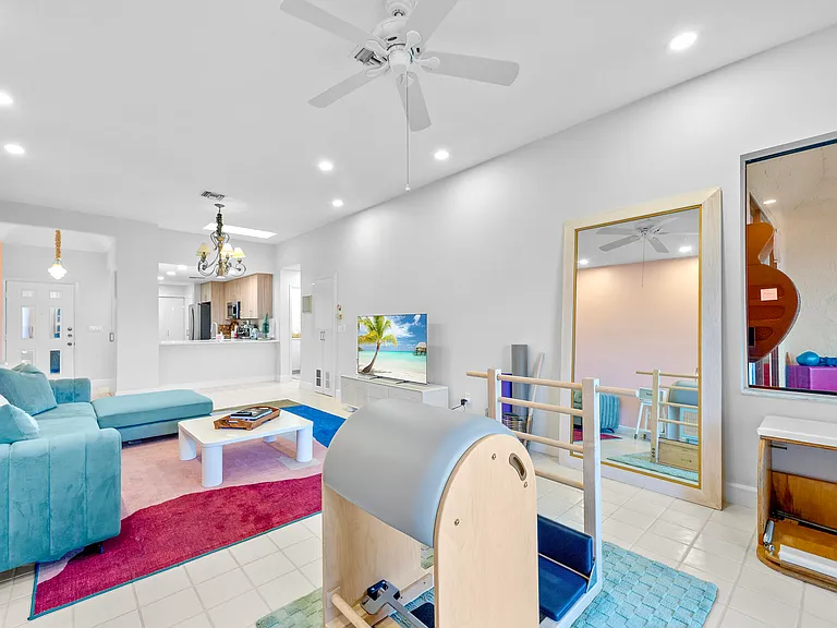 7460 La Paz Blvd #304 — Photo 3