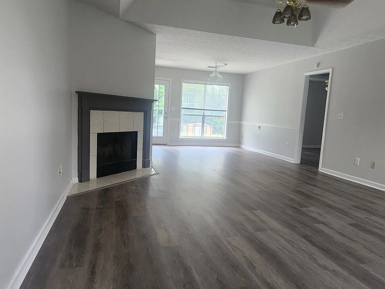 3 bed, 1462 sqft, $1,650 — Photo 3