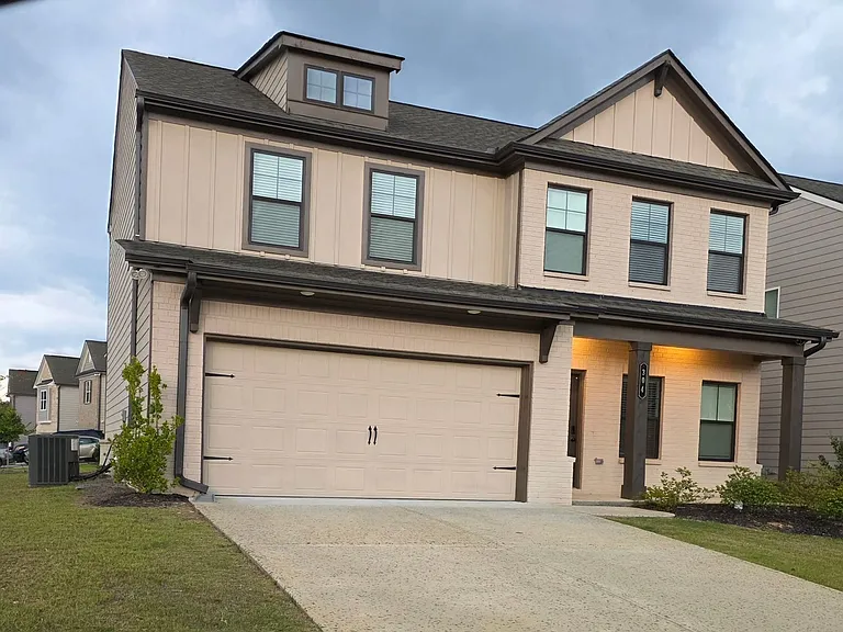 304 Sterling Creek Way — Photo 1