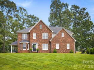 3890 Hyder Ct, Morganton, NC 28655