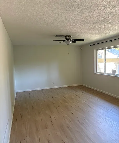 7969 Glenbar Way — Photo 3