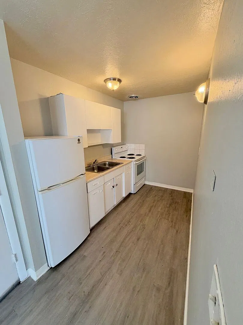 1432 Macon St — Photo 4