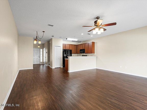 3rd image of 9390 GRAND FALLS Drive